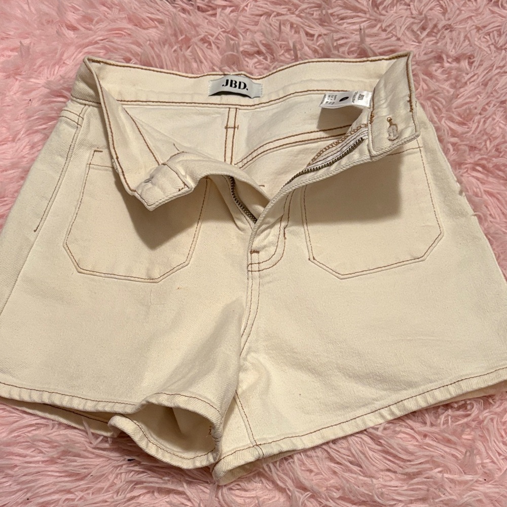 Just Black High Waist Off-White Shorts